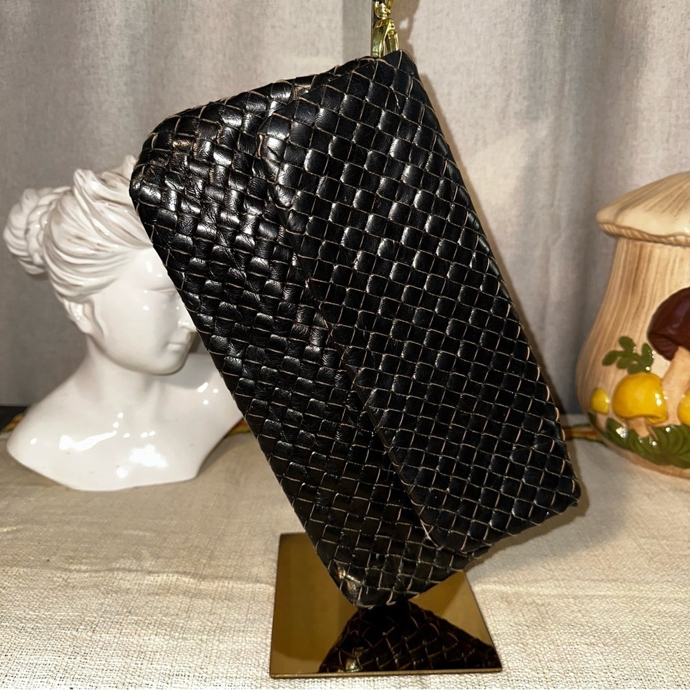 CMZ Black Weave Wristlet​​